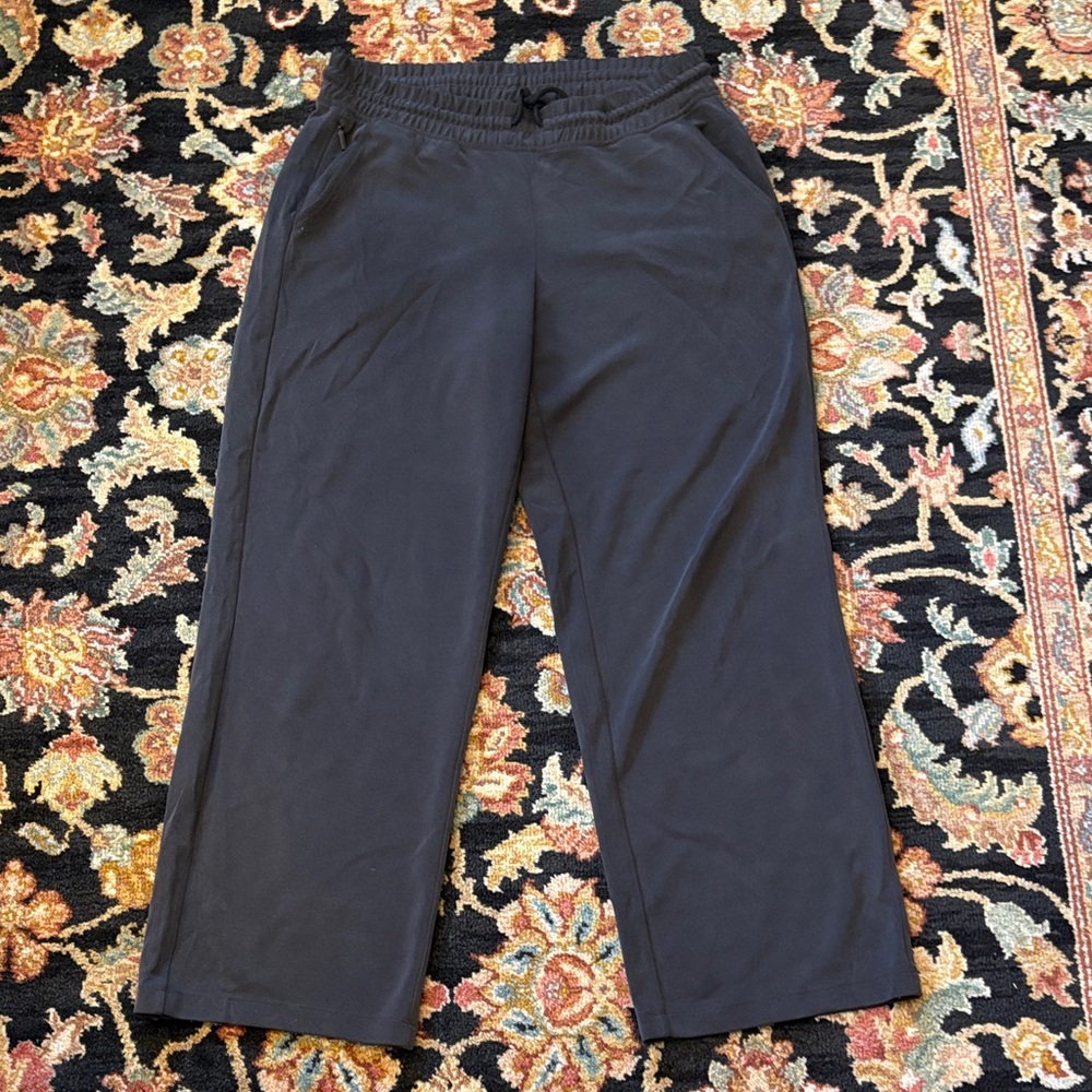 Athleta Seasoft straight leg full length black pants